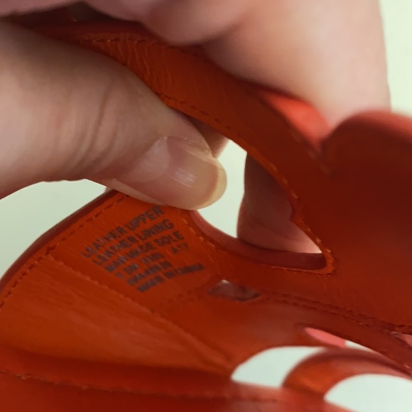 Tory Burch Logo Cutout Slingback Sandal Red Orange - Picture 9 of 12